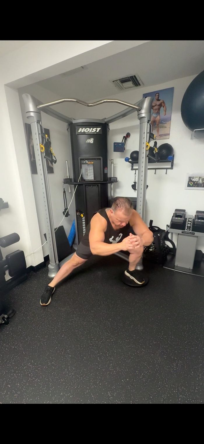 Lateral work on the slide board